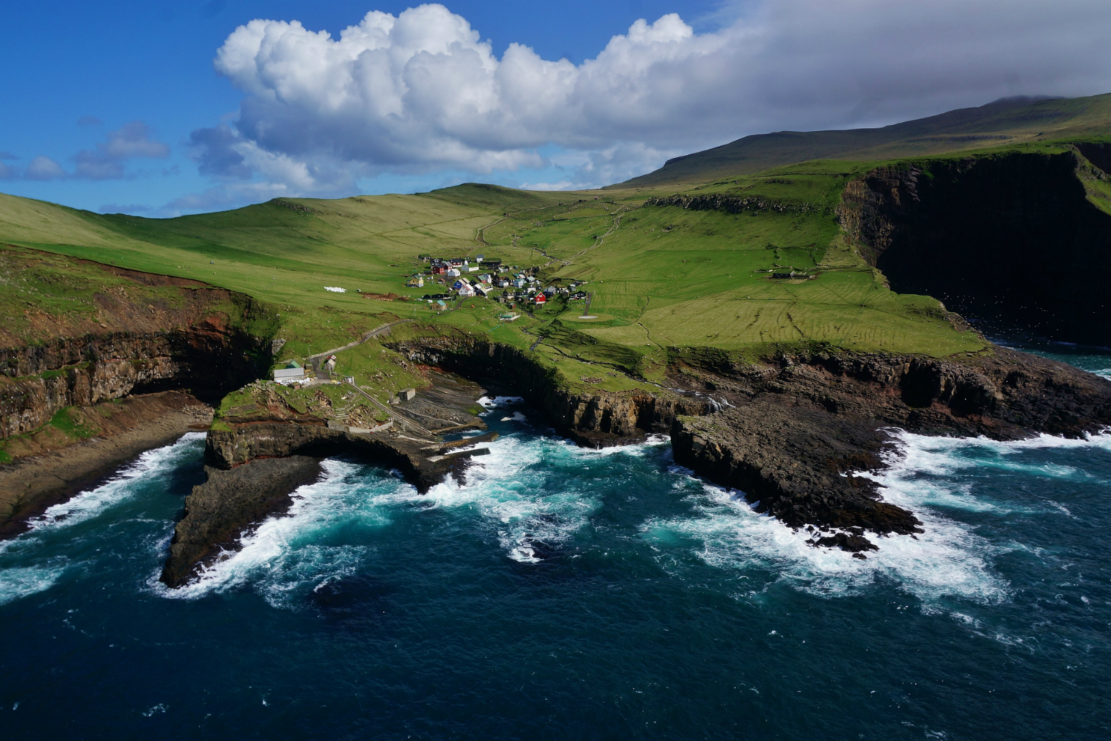 mykines-visit-the-unspoiled-an-beautiful-island-in-the-middle-of-the