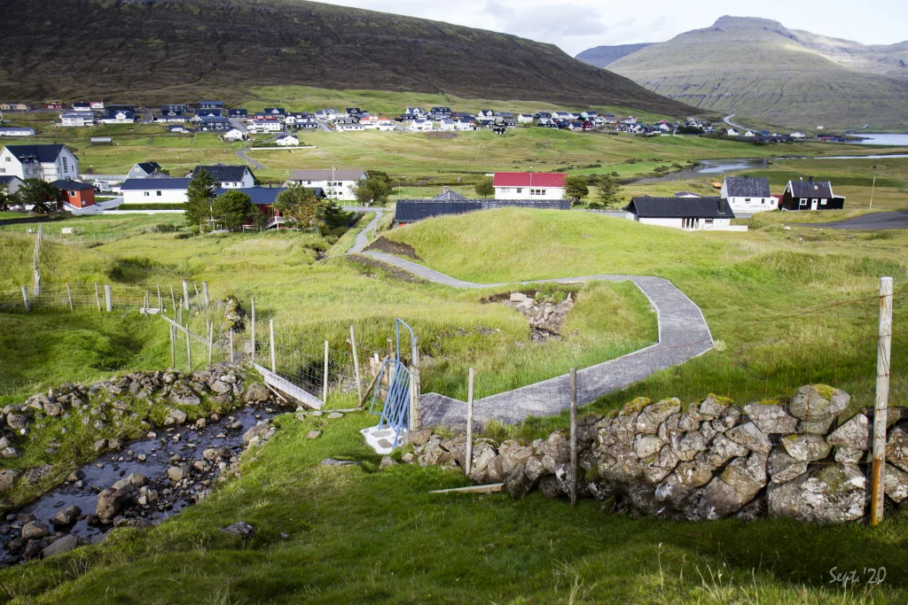 2020-09-15-vestmanna-hvalv-k-103-img-0350-jpg