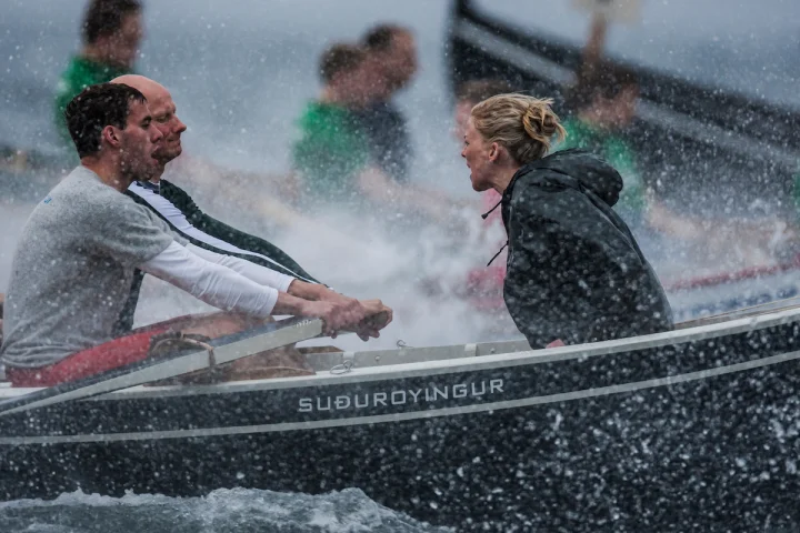 Rowing and festival spirit at Jóansøka