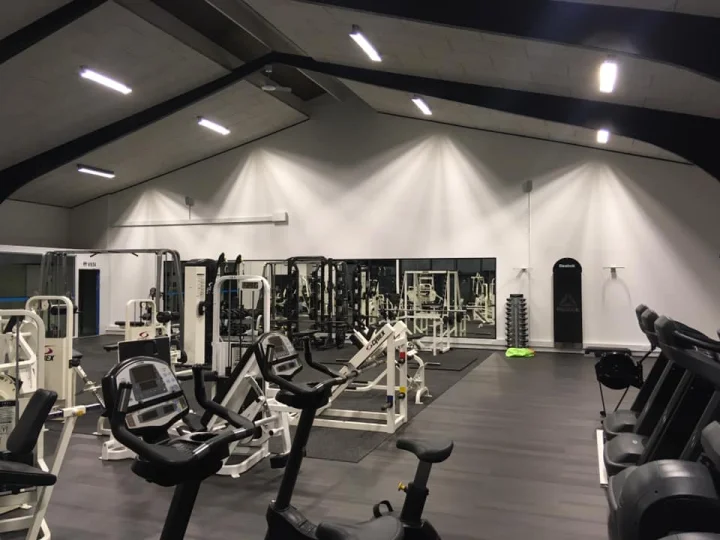 Vælvera Fitness, Miðvágur
