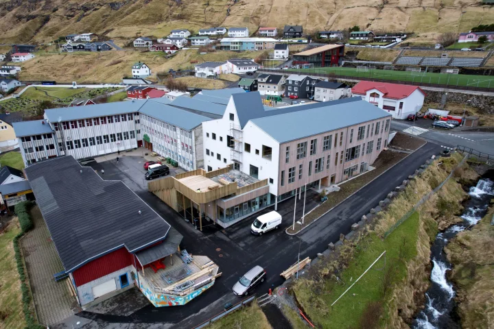 The school of Fuglafjørður