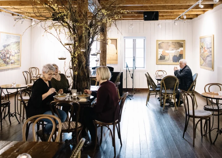 Gallery coffee shop in Fuglafjørður